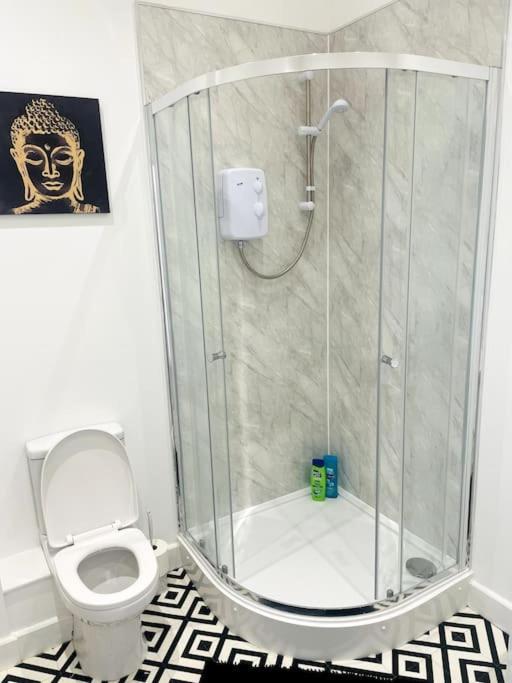 #4Bs 1 Bed Serviced Apartment Derby Zewnętrze zdjęcie
